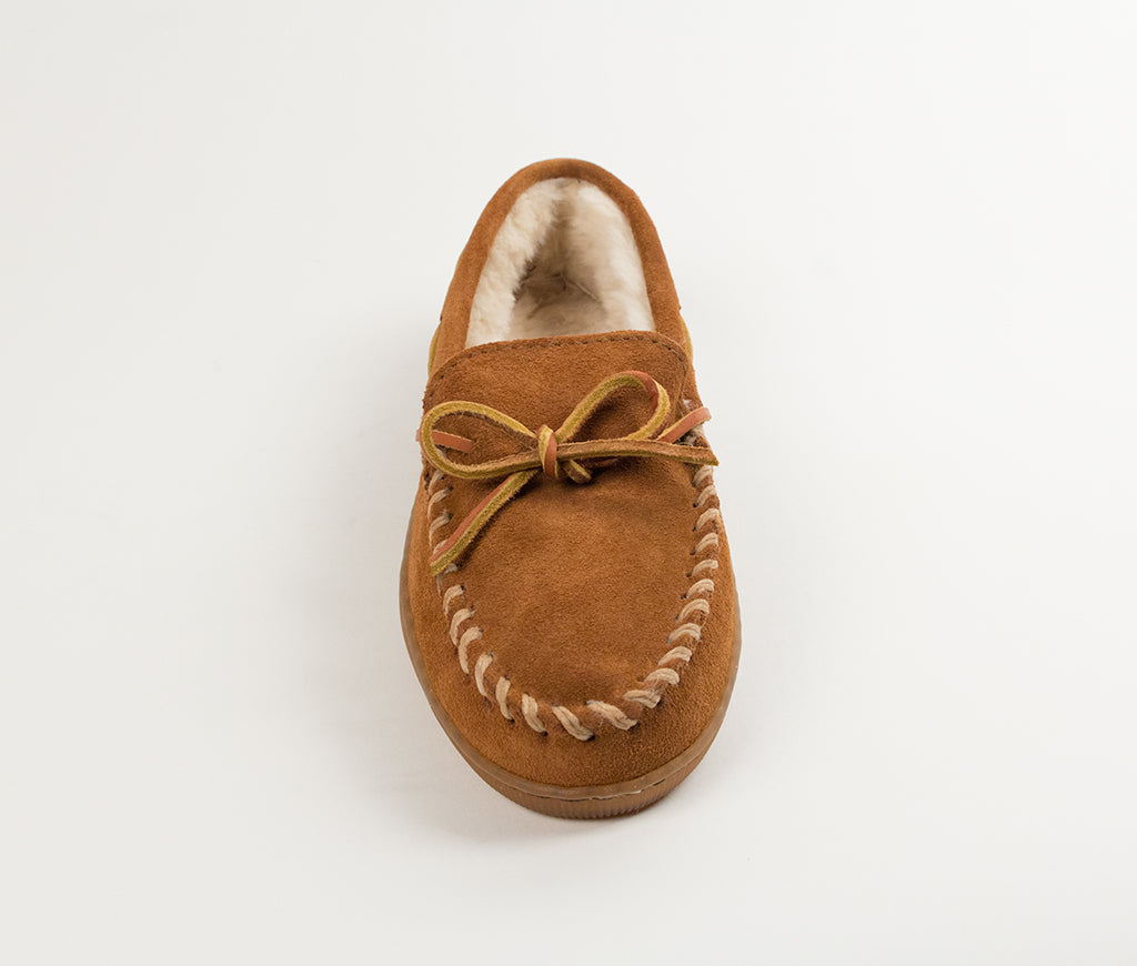 Guy's Minnetonka Pile Lined Hardsole Moc Slipper - Brown